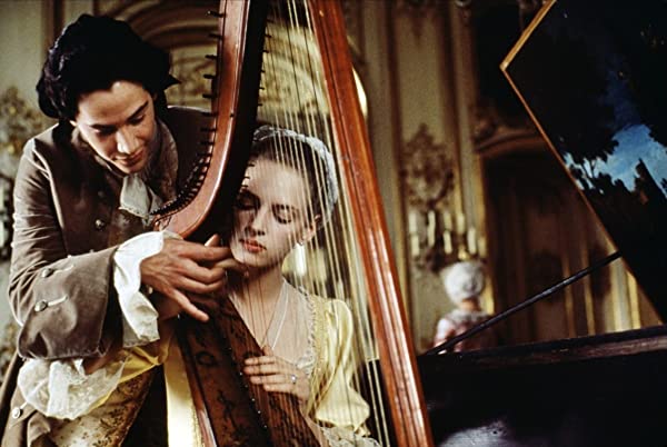 危険な関係の画像