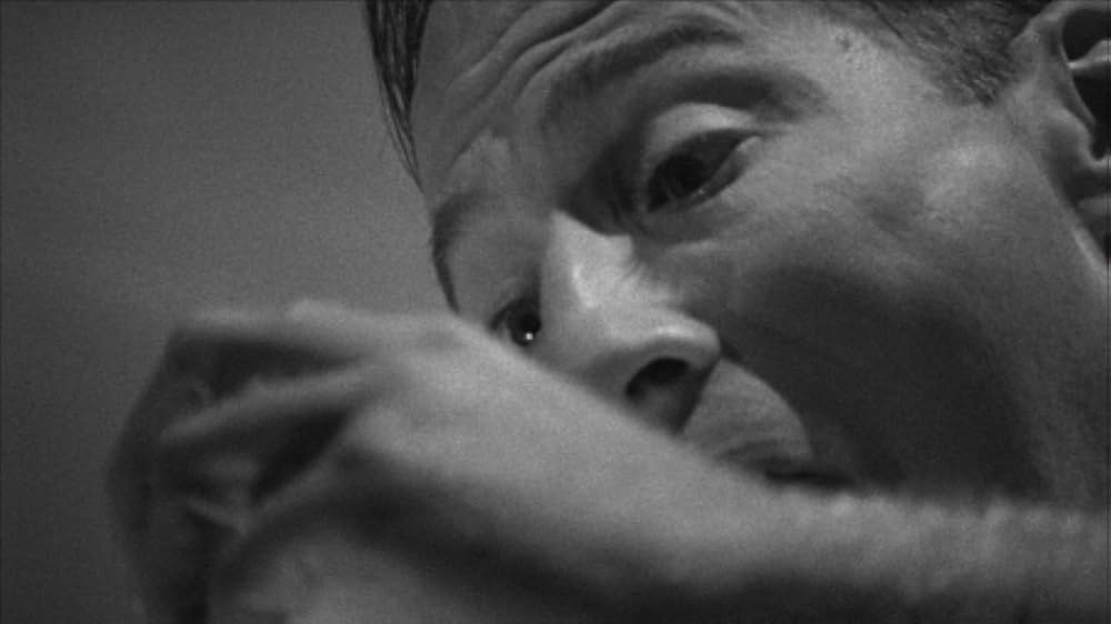 ポイズンの画像