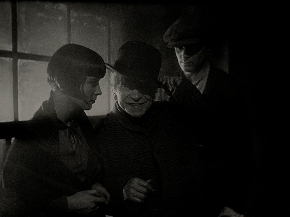 「パンドラの箱」Louise Brooks & Carl Goetz & フランシス・レデラーの画像