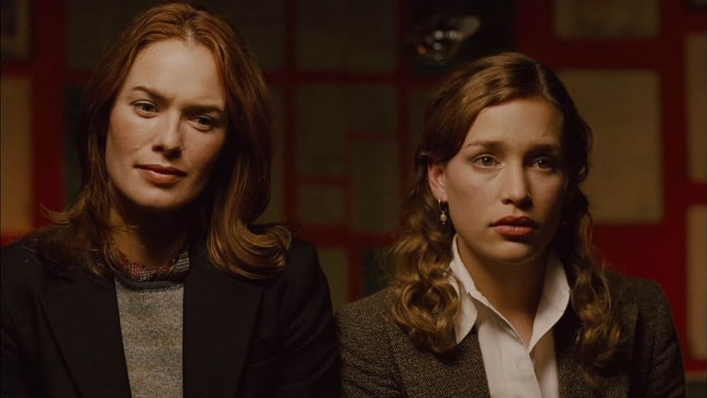 四角い恋愛関係の画像