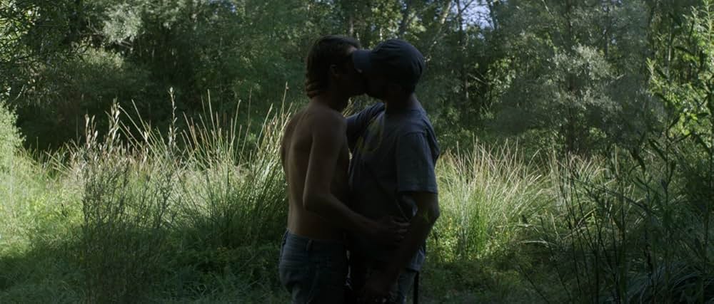 湖の見知らぬ男の画像