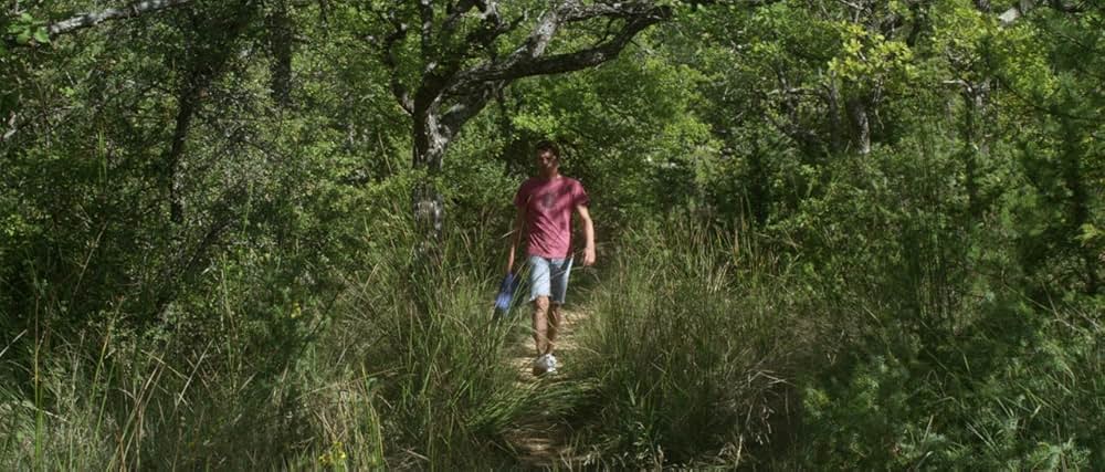 湖の見知らぬ男の画像