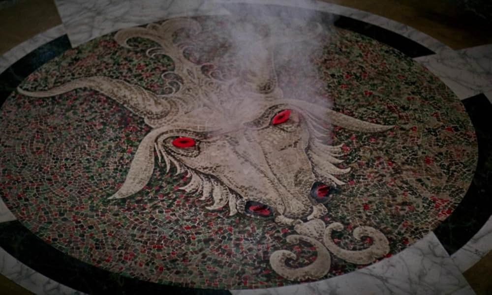 悪魔の花嫁の画像