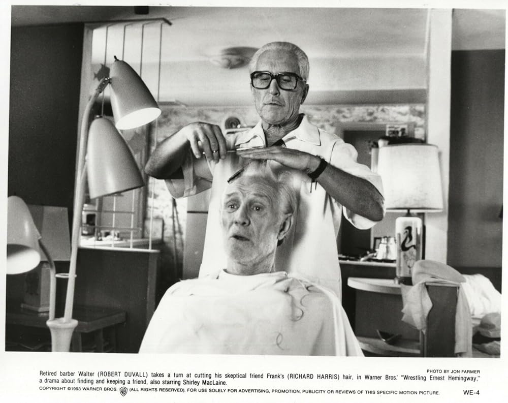 「潮風とベーコンサンドとヘミングウェイ」ロバート・デュバル & リチャード・ハリスの画像