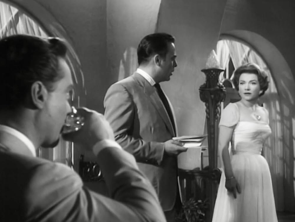 「生きていた男」の画像