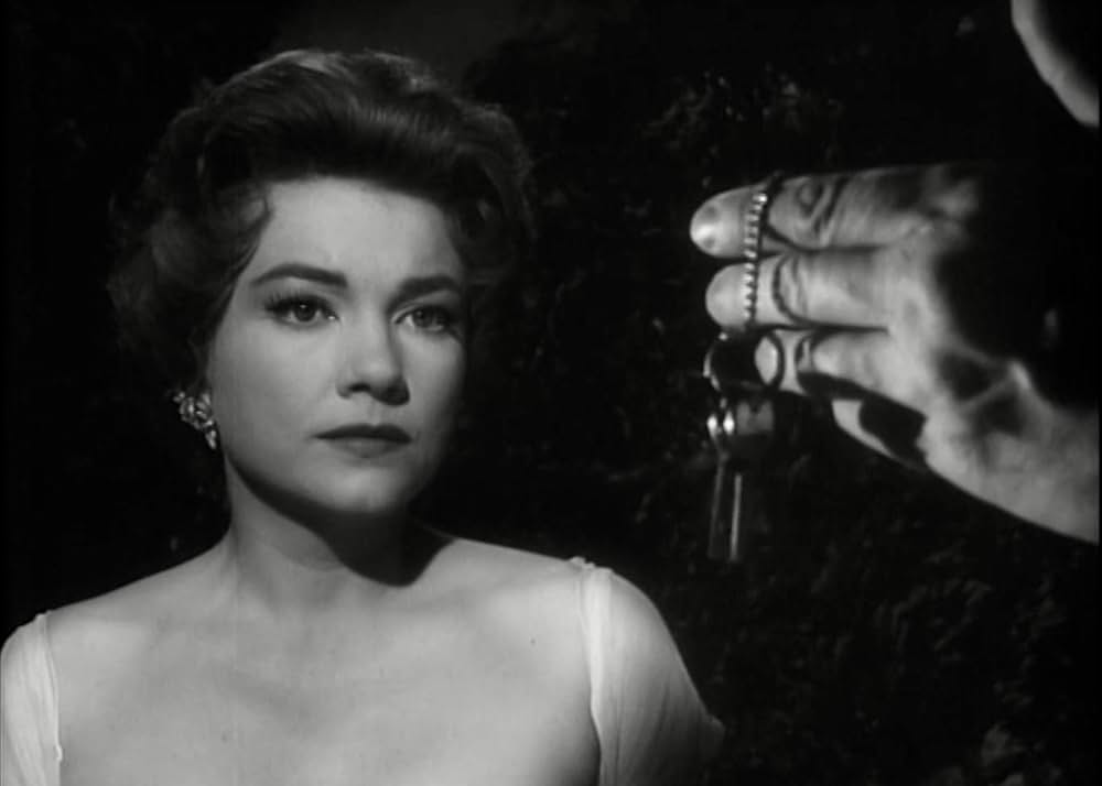 「生きていた男」の画像