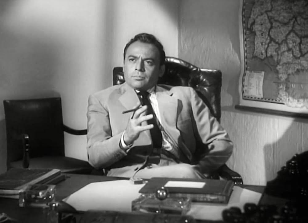 「生きていた男」の画像