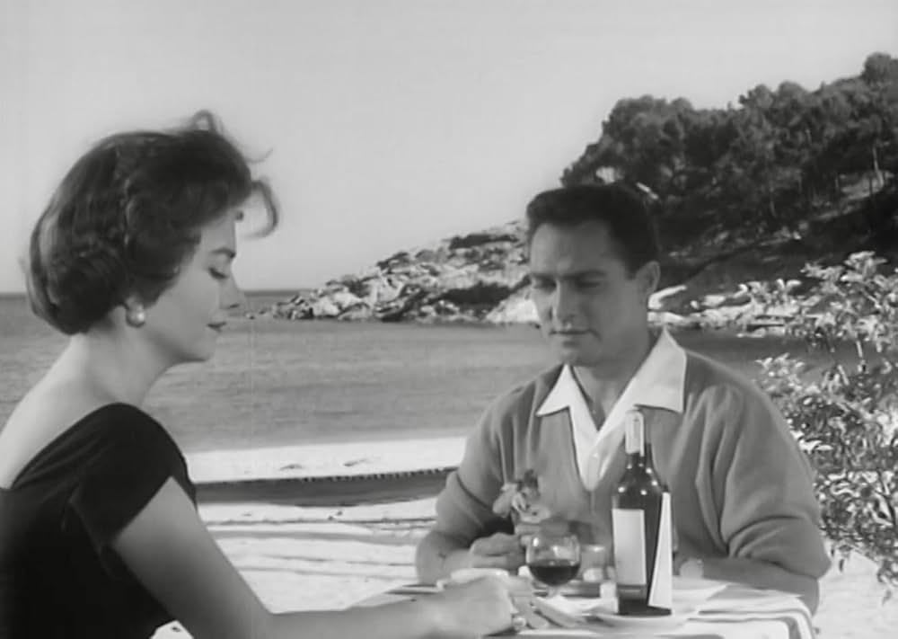 「生きていた男」の画像