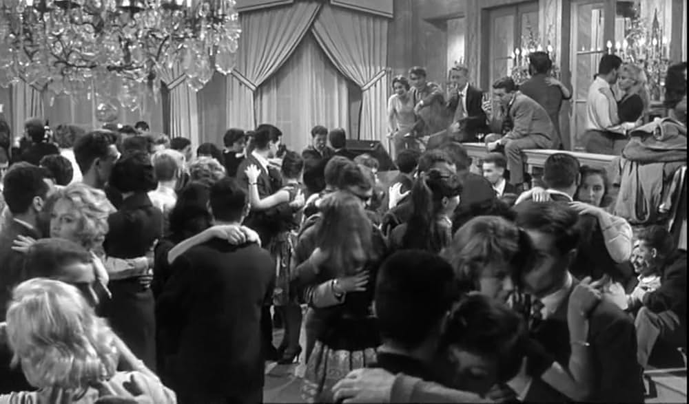 危険な曲り角の画像