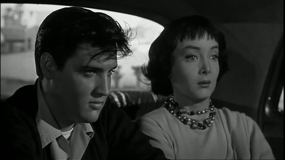 闇に響く声の画像