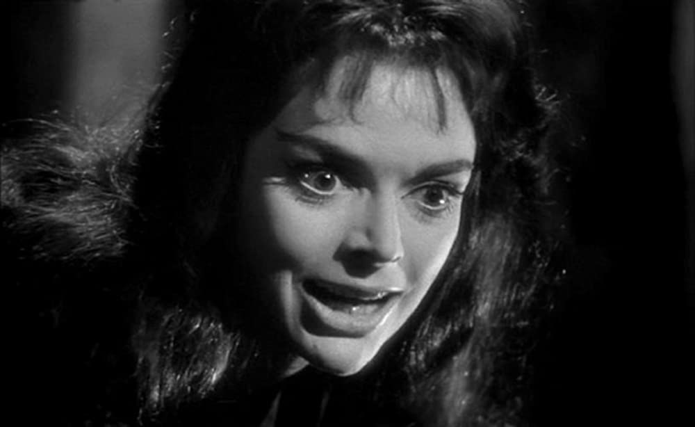 血ぬられた墓標の画像