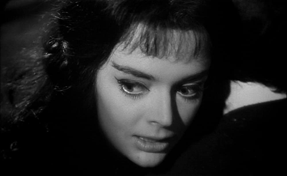 血ぬられた墓標の画像