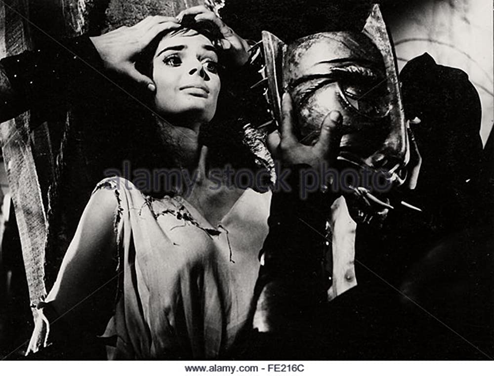 血ぬられた墓標の画像