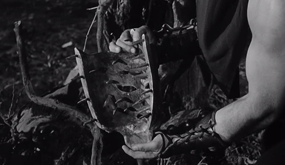 血ぬられた墓標の画像