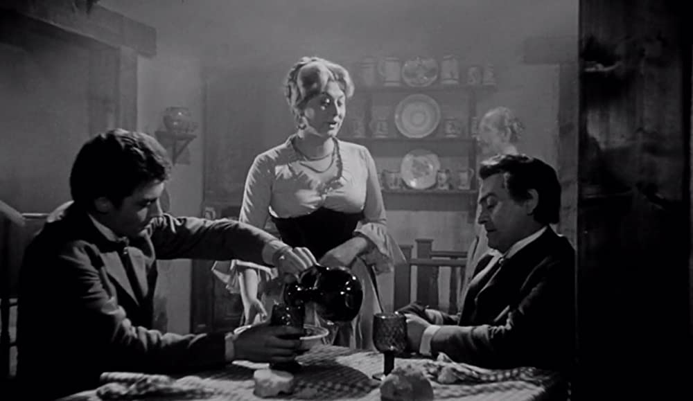 血ぬられた墓標の画像