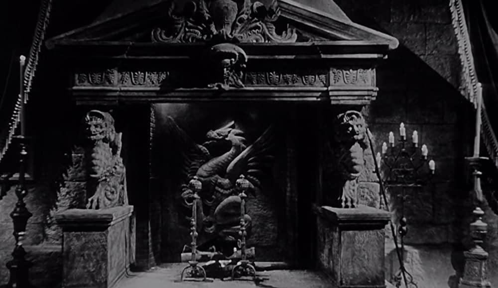 血ぬられた墓標の画像