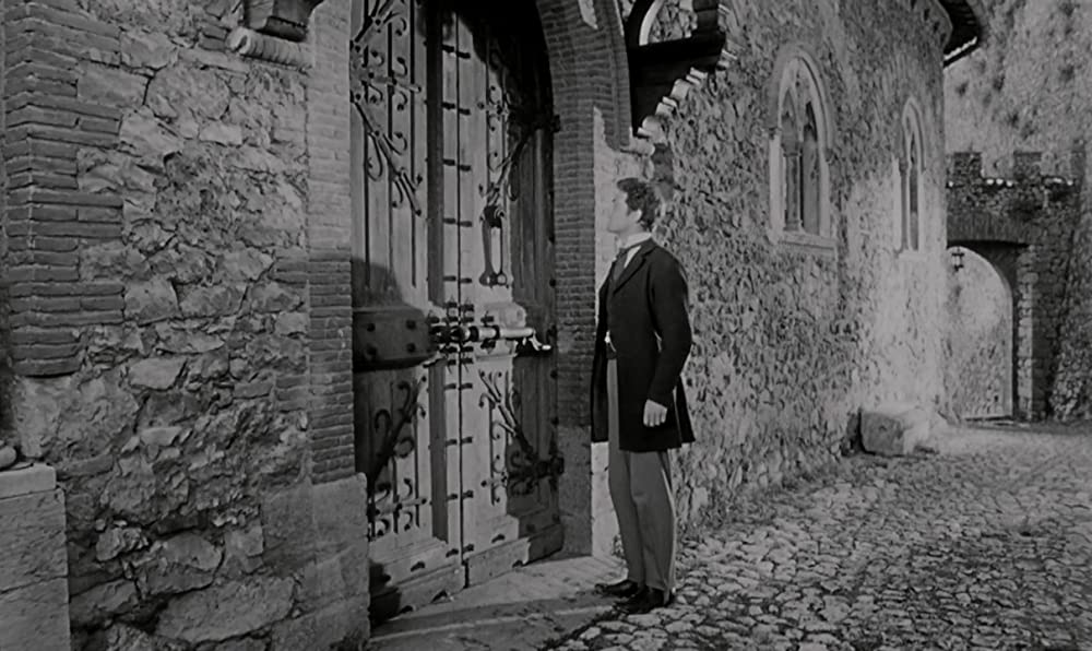 血ぬられた墓標の画像