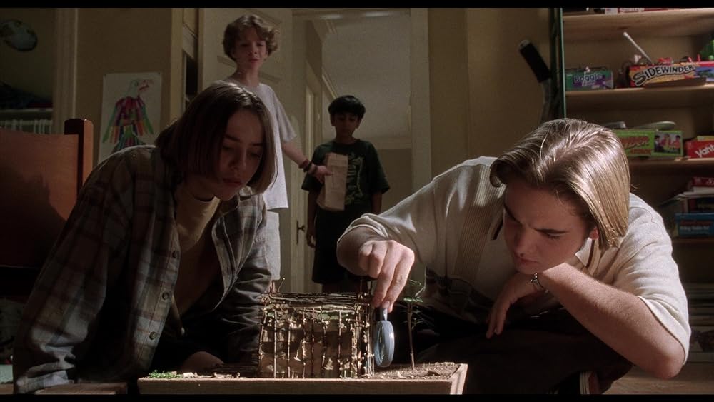 「リトル・ヒーロー」Rishi Bhat & ビンセント・カーシーザー & ハル・スカーディノの画像