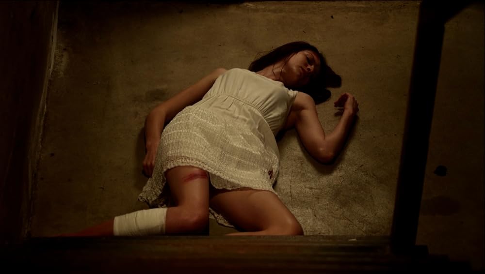 「CRUSH」カトリーナ・バルフの画像