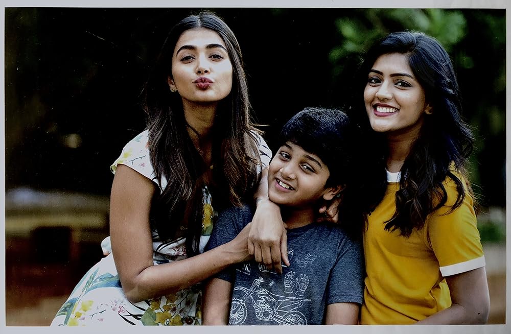 「アラヴィンダとヴィーラ」ラーム・チャラン & Pooja Hegde & Eesha Rebbaの画像