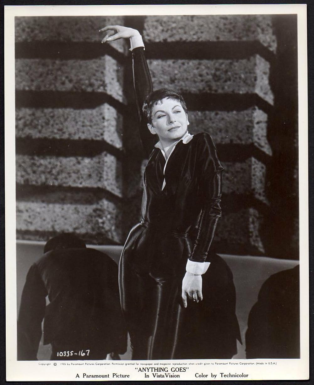 夜は夜もすがらの画像