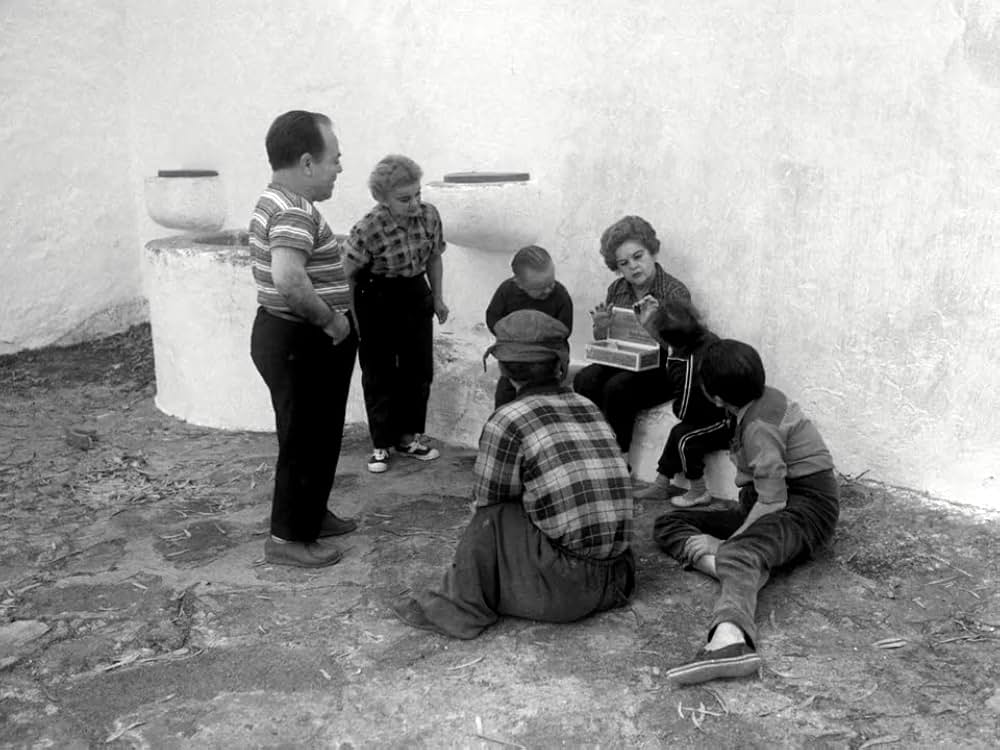 小人の饗宴の画像