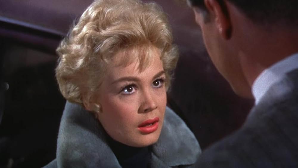 避暑地の出来事の画像