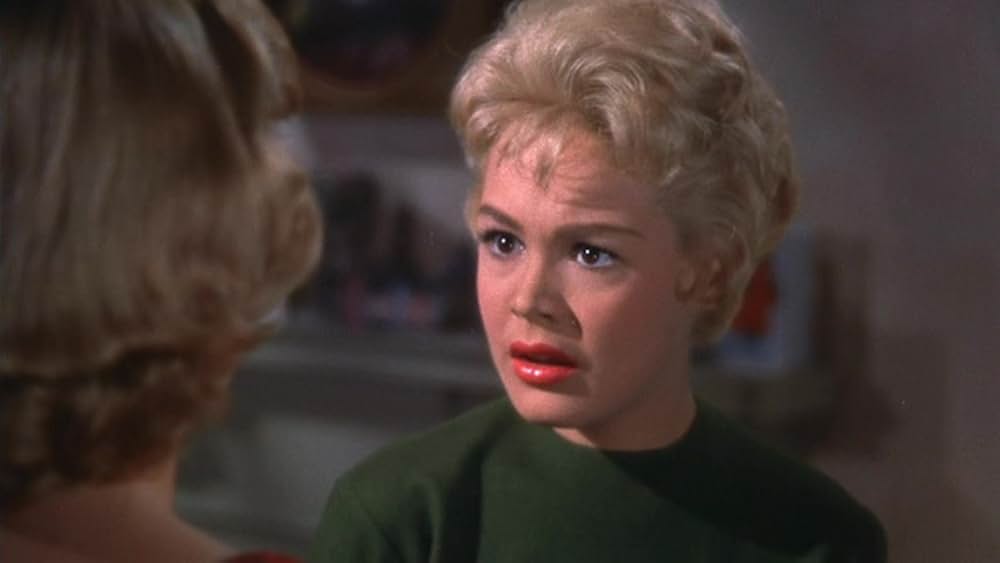 避暑地の出来事の画像