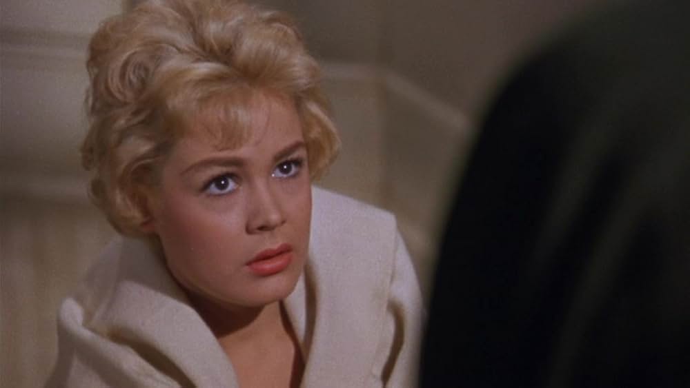 避暑地の出来事の画像