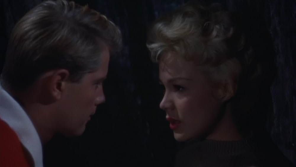 避暑地の出来事の画像