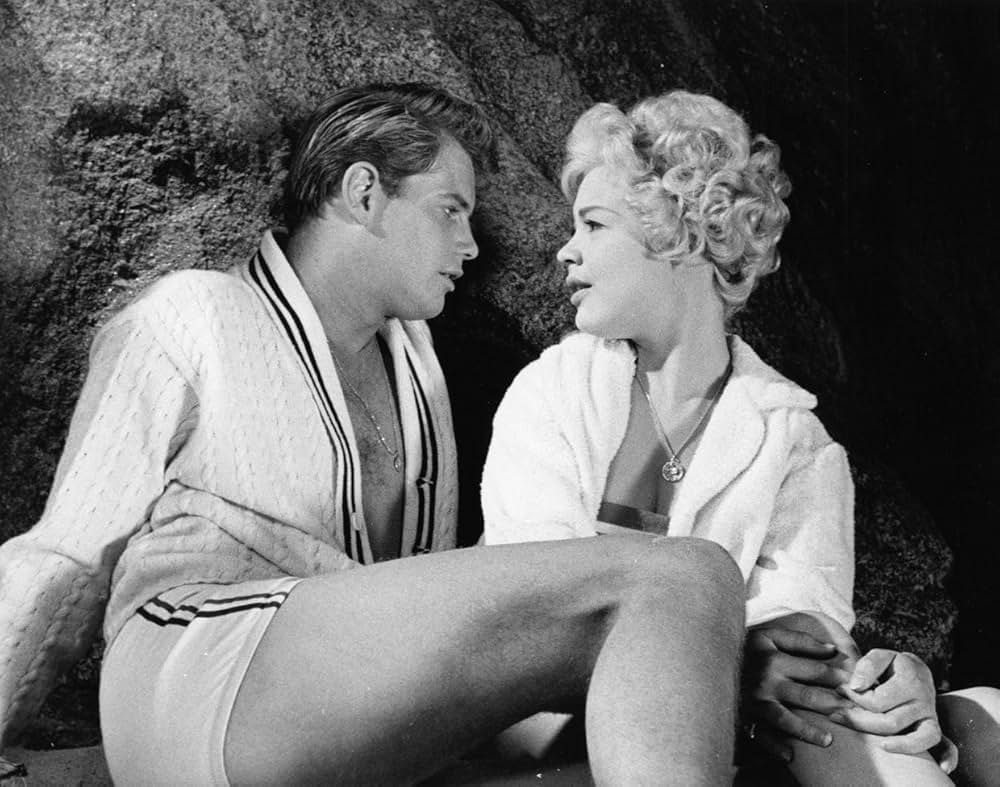 避暑地の出来事の画像