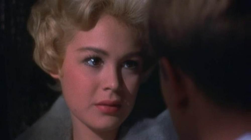 避暑地の出来事の画像