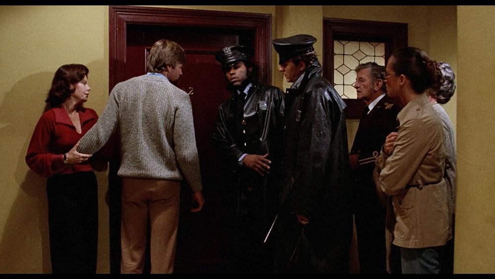 オードリー・ローズの画像