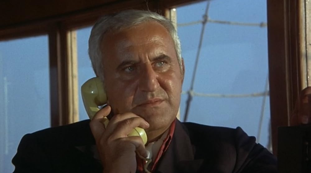 黄金の眼の画像