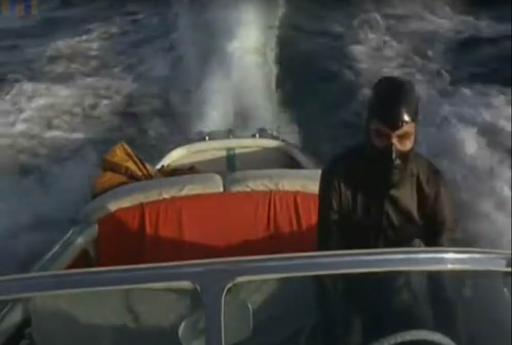 黄金の眼の画像