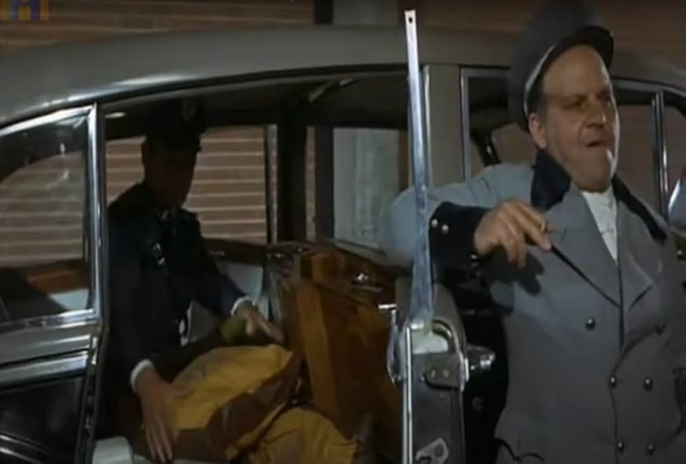 黄金の眼の画像