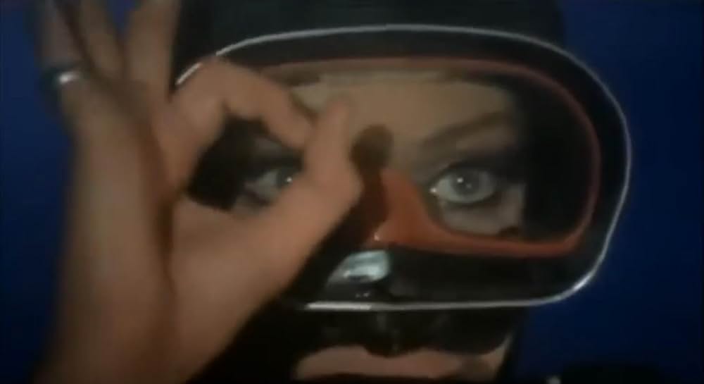 黄金の眼の画像