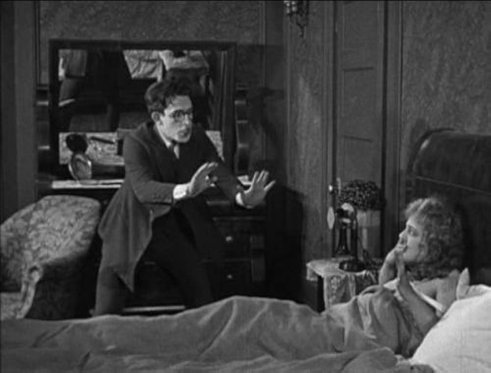 眼が廻るの画像