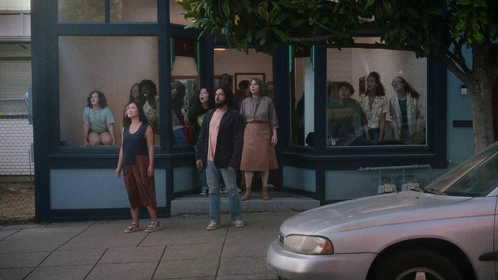 ショーイング・アップの画像