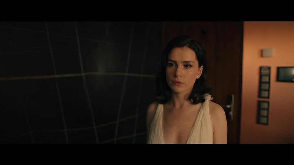 「愛は、新たな日々へ」の画像