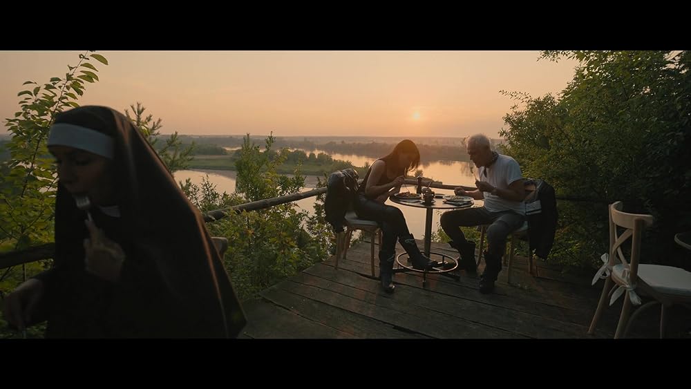 「愛は、新たな日々へ」の画像