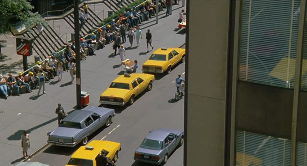 摩天楼はバラ色にの画像