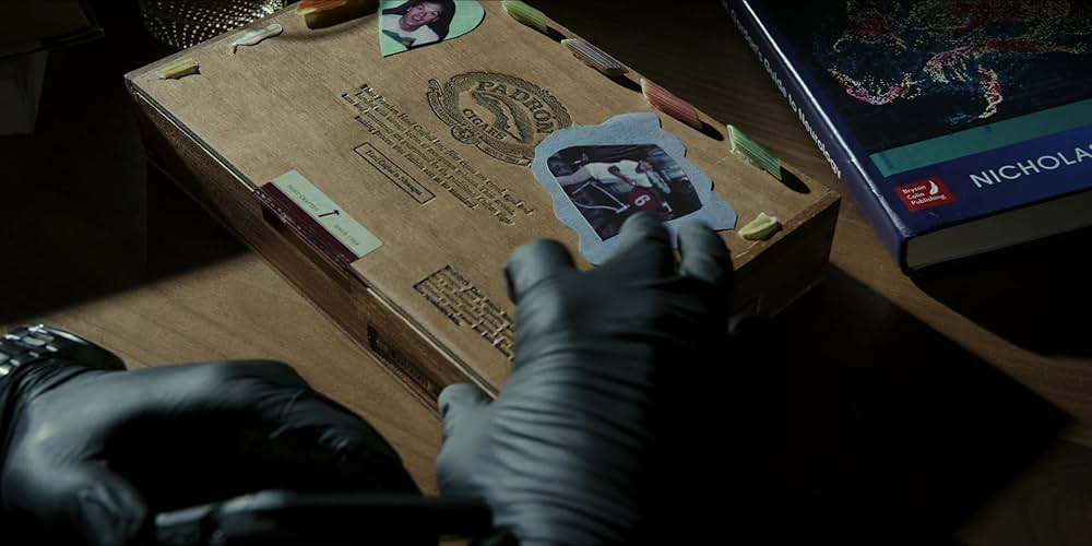 殺し屋のプロットの画像