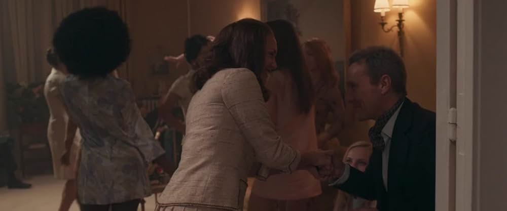 夜の伝説 マダム・クロードの画像