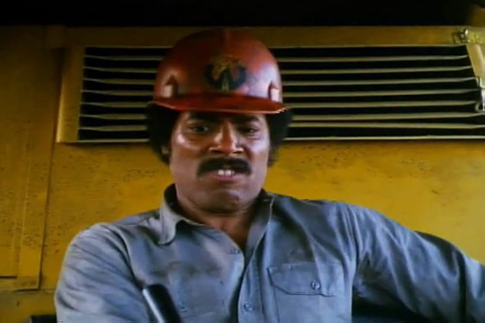 殺人ブルドーザーの画像