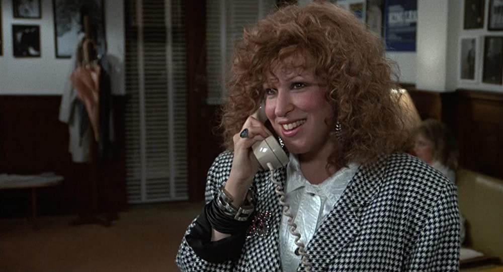 うるさい女たちの画像