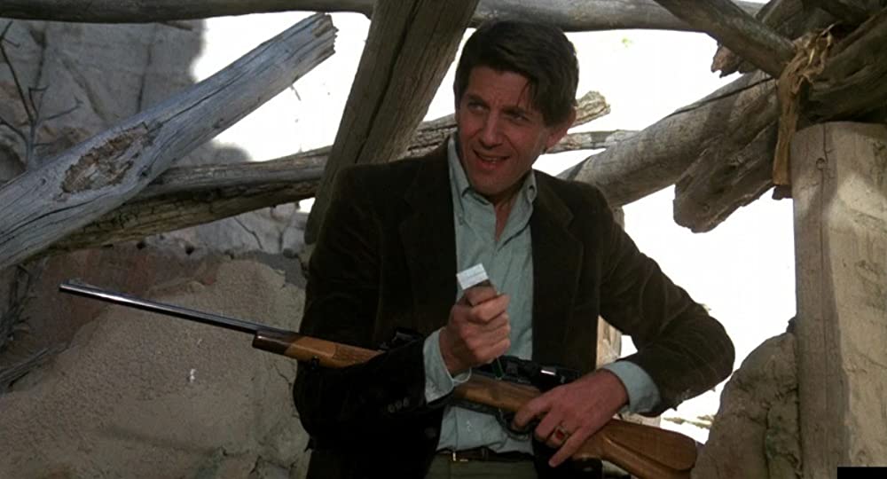 「うるさい女たち」ピーター・コヨーテの画像