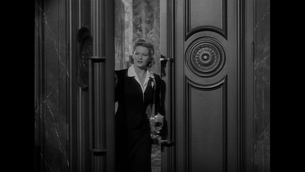 拳銃貸しますの画像