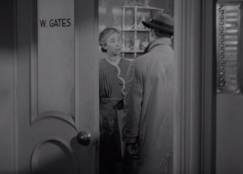 拳銃貸しますの画像