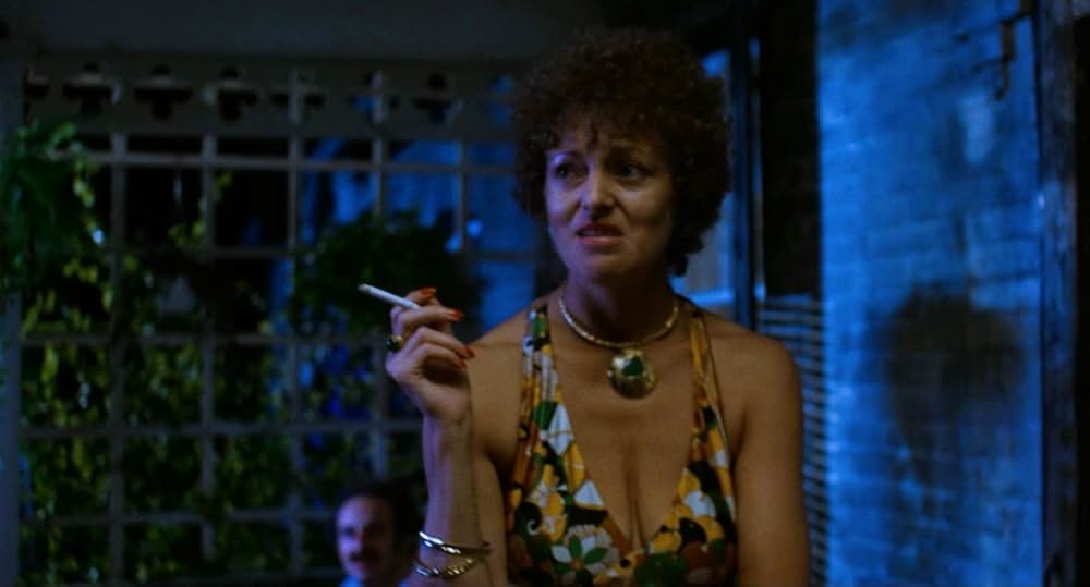 墓場の館の画像